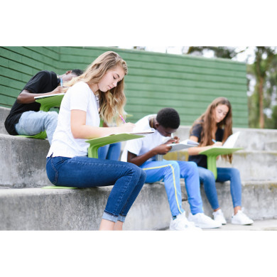 Galds ar sēdvietu Ztool