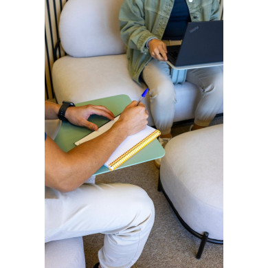 Galds ar sēdvietu Ztool